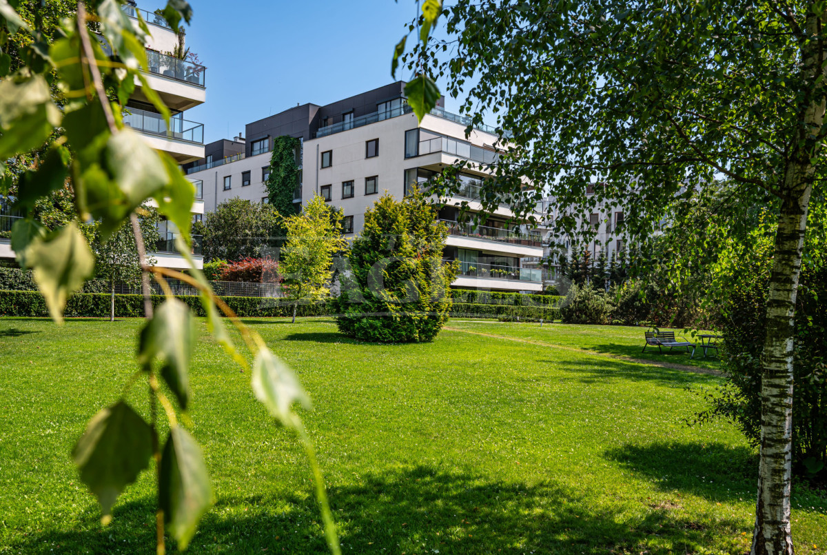 Apartament z tarasem przy Polach Mokotowskich